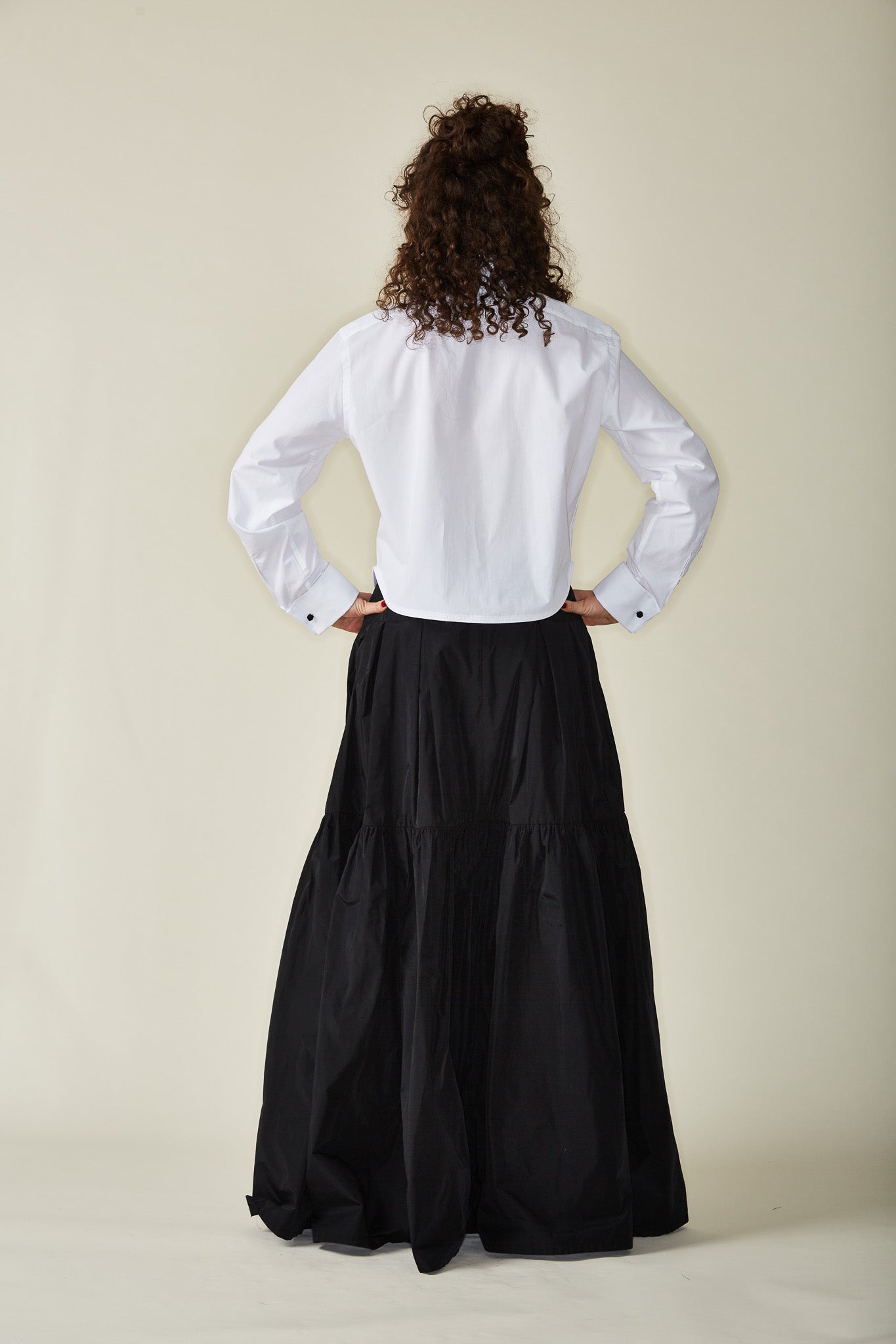 Black ball hot sale skirt with pockets