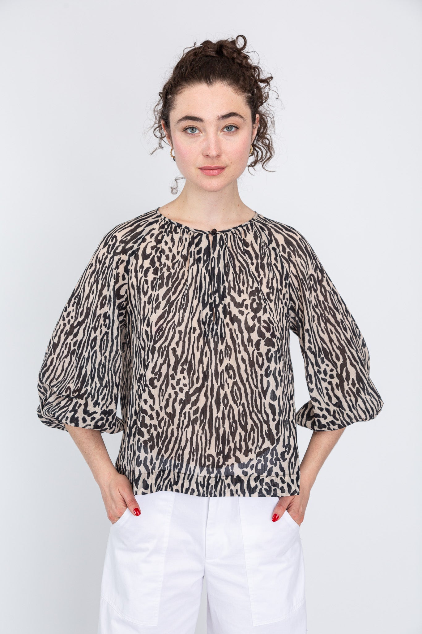 peasant top