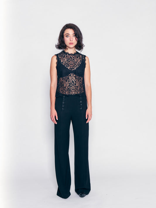 Black Lacey Shell